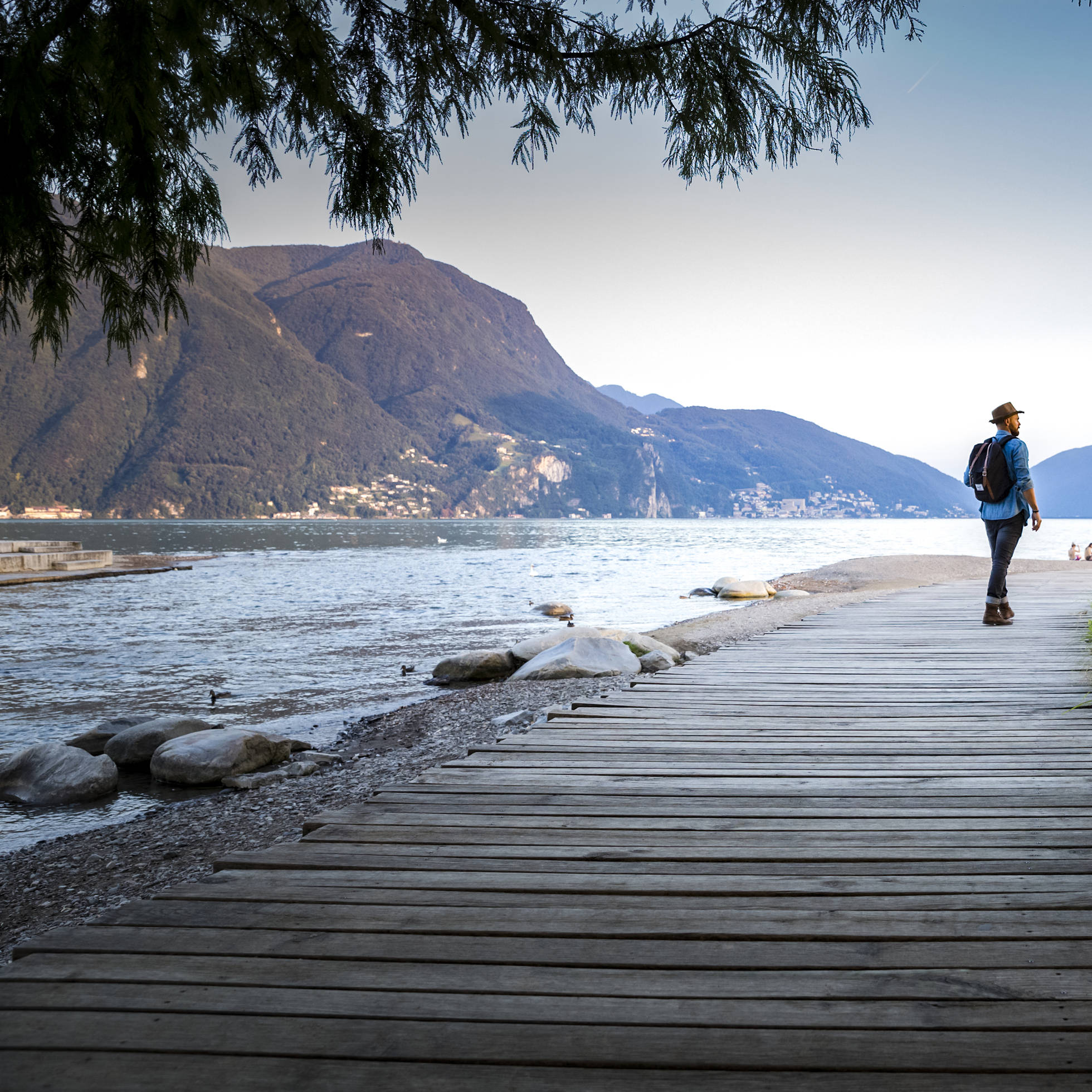 TICINO -  La foce del fiume Cassarate permette di immergersi nella natura a pochi passi dal centro di Lugano.
Die Muendung des Flusses Cassarate ermoeglicht es Ihnen, nur wenige Schritte von der Altstadt von Lugano entfernt in die Natur einzutauchen.
L'embouchure de la riviere Cassarate vous permet de vous immerger dans la nature a quelques pas du centre de Lugano.
The mouth of the river Cassarate allows you to immerse yourself in nature a few steps from the center of Lugano.Loreta Daulte 
Copyright by Ticino Turismo Byline: swiss-image.ch/Loreta Daulte
